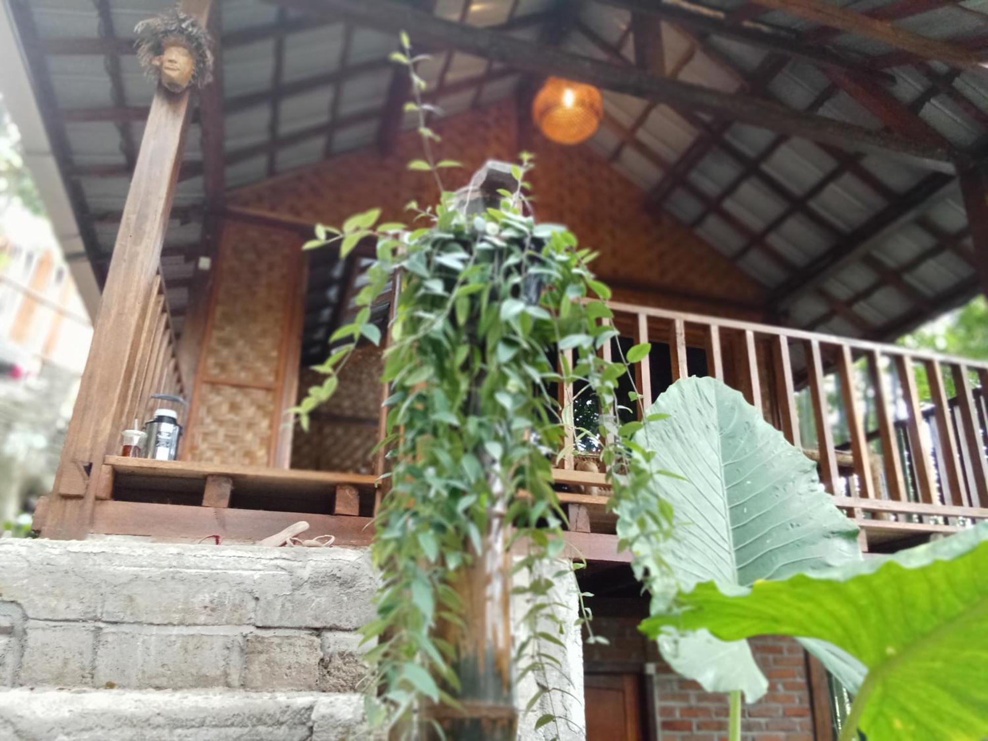 Jonny'S Places Tetebatu Exterior foto